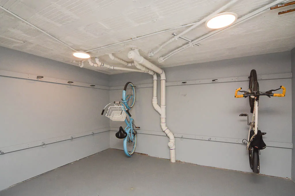 427 West Belden Apartments