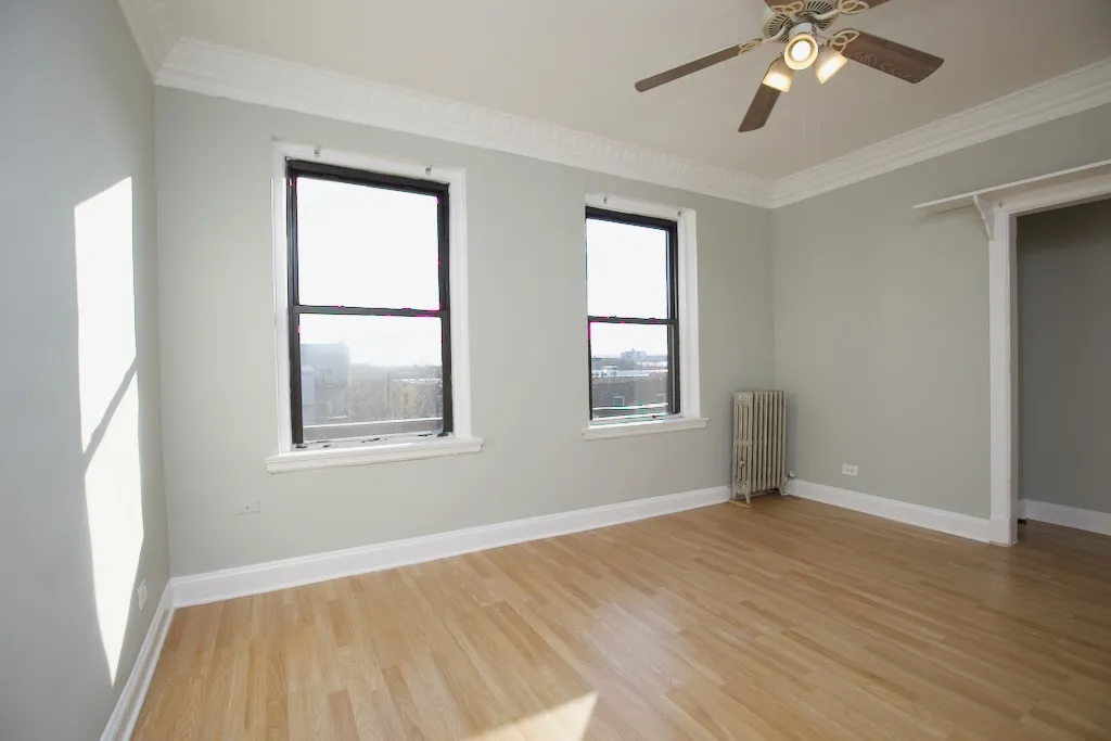 3831 N FREMONT ST 60613-3831 North Fremont-Chicago-IL