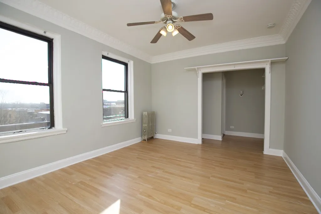 3831 N FREMONT ST 60613-3831 North Fremont-Chicago-IL