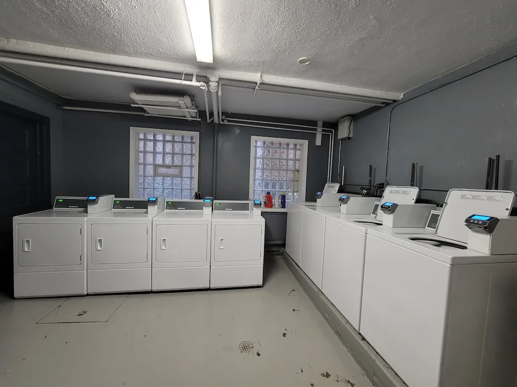 3831 N FREMONT ST 60613-3831 North Fremont-Chicago-IL