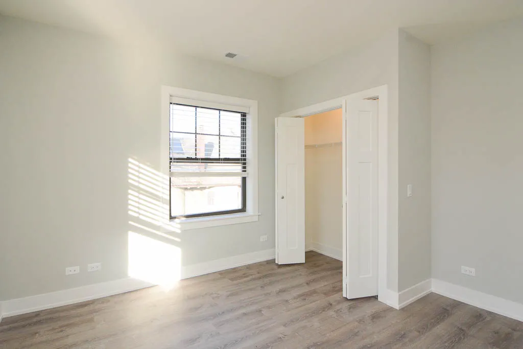 1143  MAPLE AVE 60202-1143-49 Maple-Evanston-IL