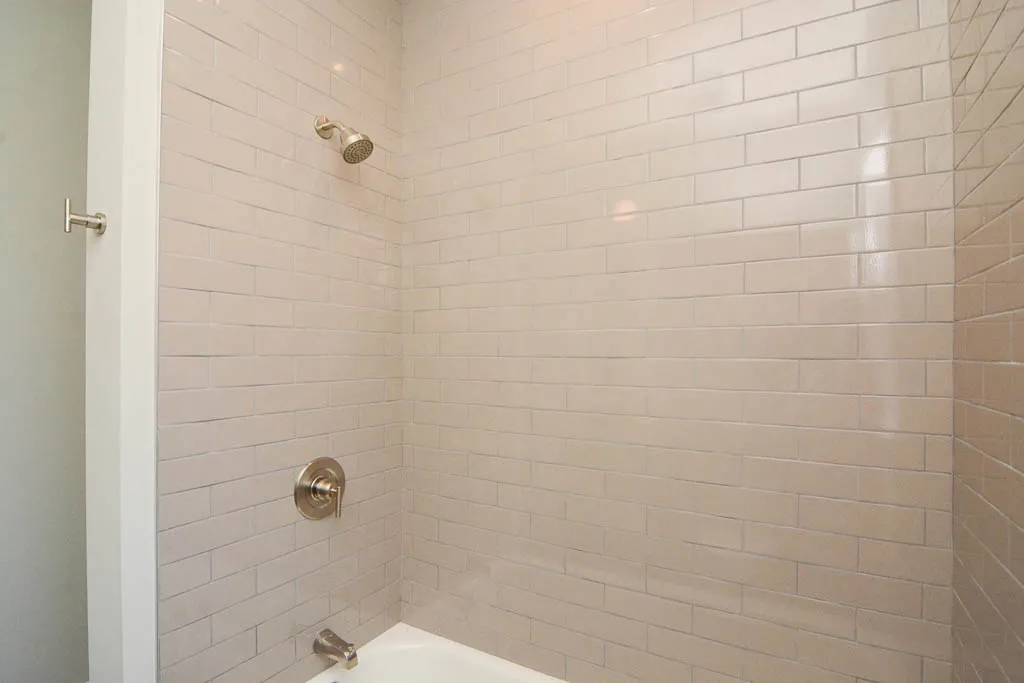 1143  MAPLE AVE 60202-1143-49 Maple-Evanston-IL