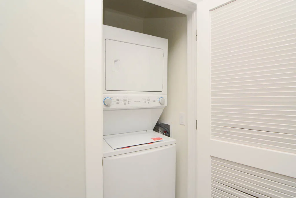 1143  MAPLE AVE 60202-1143-49 Maple-Evanston-IL