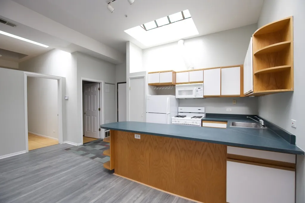 643 Central Ave   60035 60035-653-59 Central Ave-Highland Park-IL