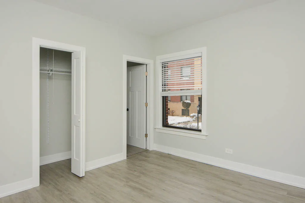 813 W WAVELAND AVE 60613-813-31 West Waveland-Chicago-IL