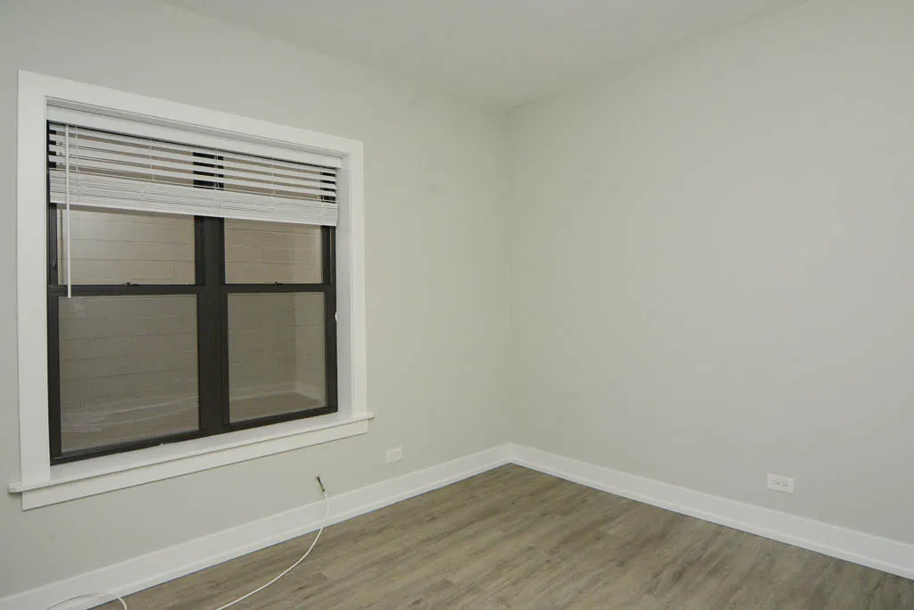 813 W WAVELAND AVE 60613-813-31 West Waveland-Chicago-IL