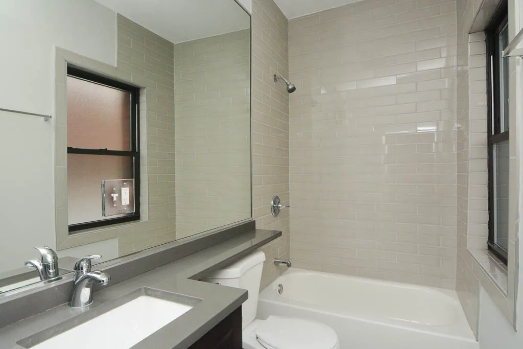 813 W WAVELAND AVE 60613-813-31 West Waveland-Chicago-IL