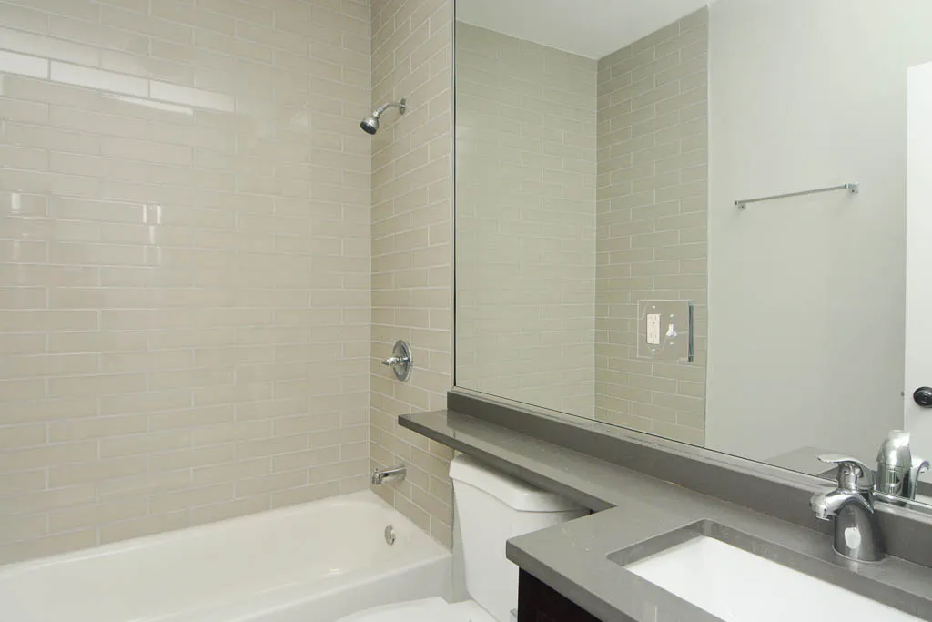 813 W WAVELAND AVE 60613-813-31 West Waveland-Chicago-IL