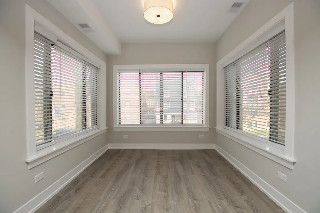 1134  MAPLE AVE 60202-1134 Maple-Evanston-IL