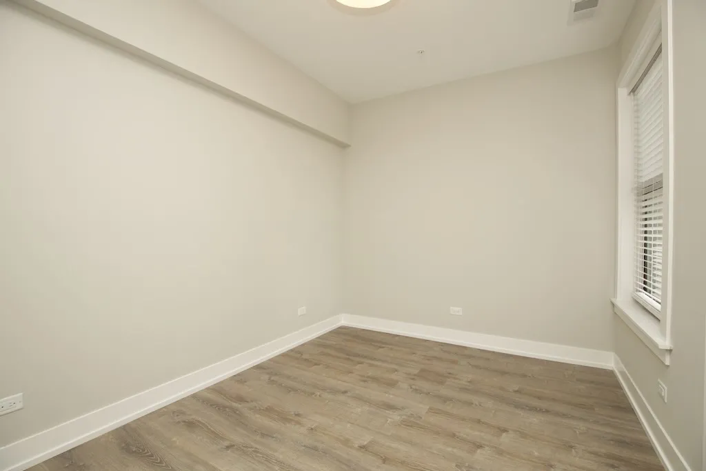 1134  MAPLE AVE 60202-1134 Maple-Evanston-IL