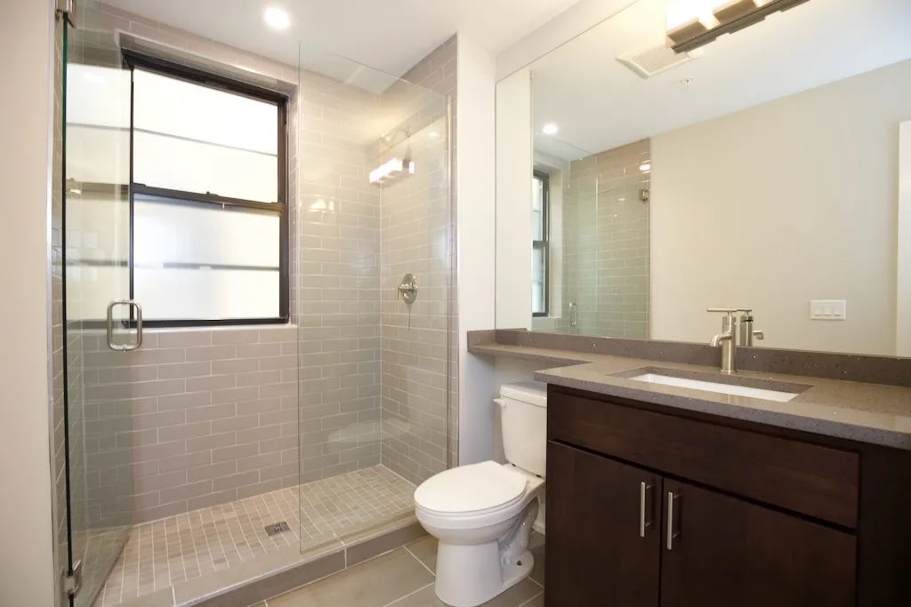 1134  MAPLE AVE 60202-1134 Maple-Evanston-IL