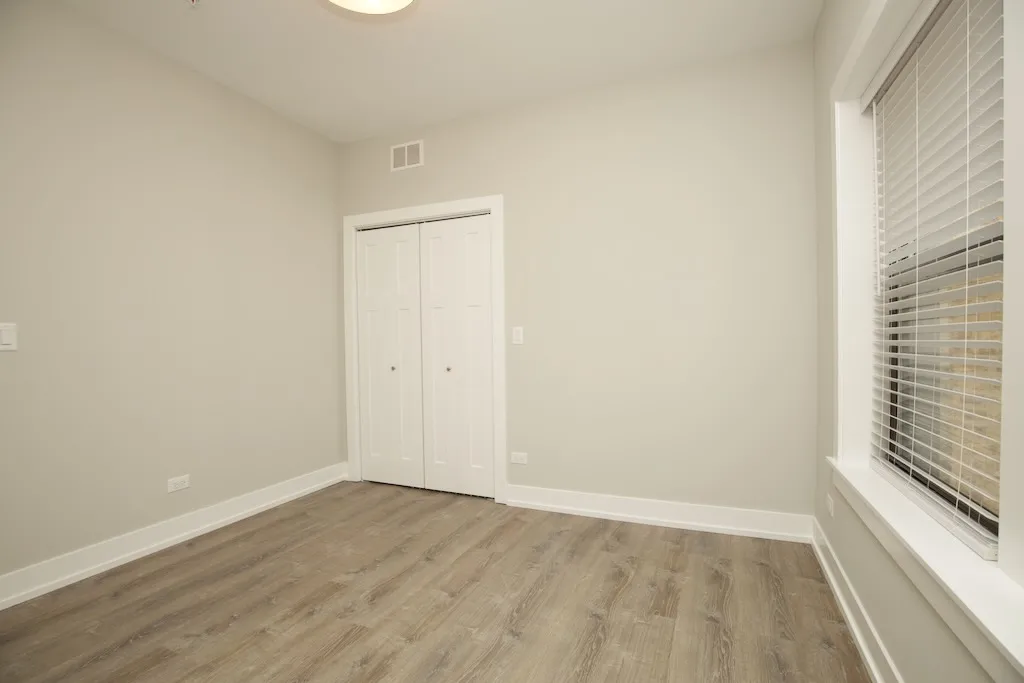 1134  MAPLE AVE 60202-1134 Maple-Evanston-IL