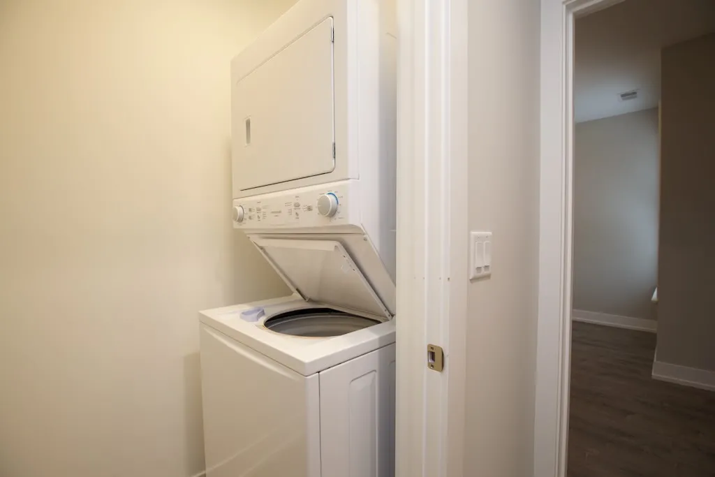 1134  MAPLE AVE 60202-1134 Maple-Evanston-IL