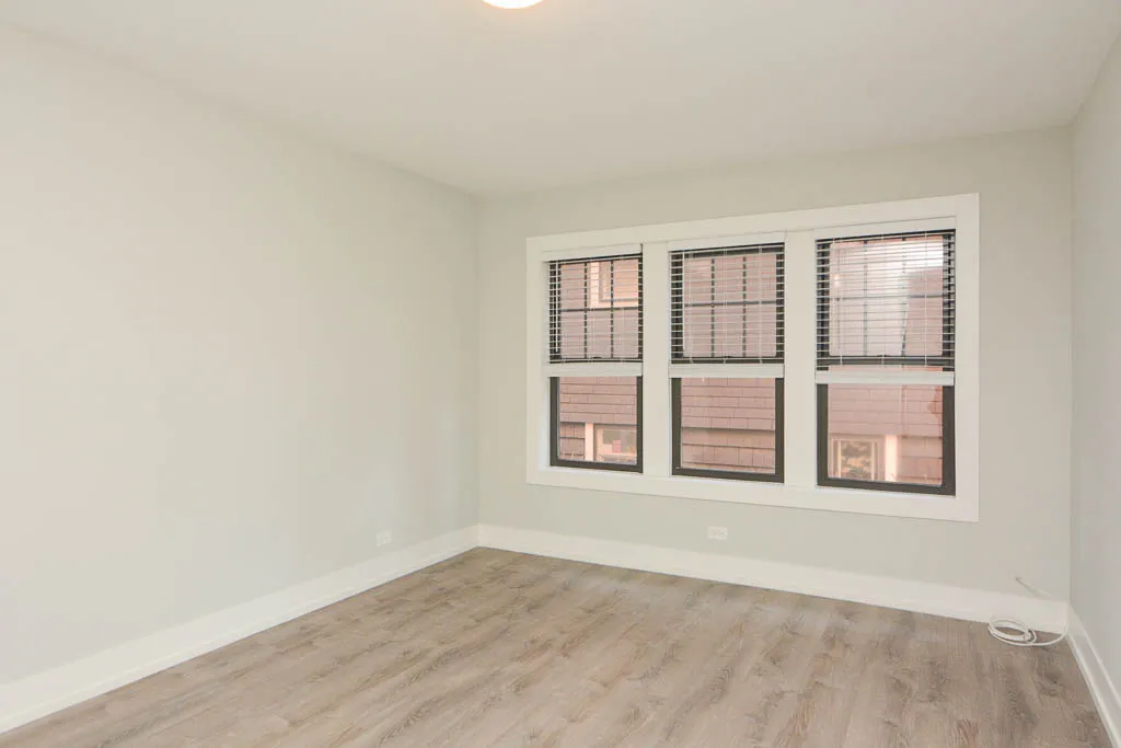 1128 MAPLE AVE 60202-1128 Maple-Evanston-IL