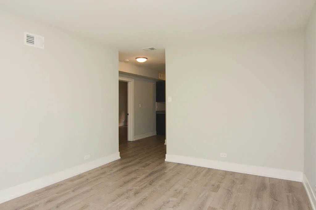 1128 MAPLE AVE 60202-1128 Maple-Evanston-IL