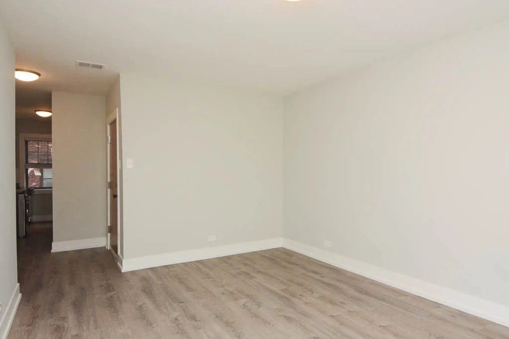 1128 MAPLE AVE 60202-1128 Maple-Evanston-IL