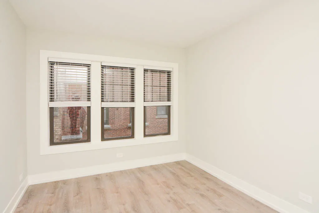 1128 MAPLE AVE 60202-1128 Maple-Evanston-IL