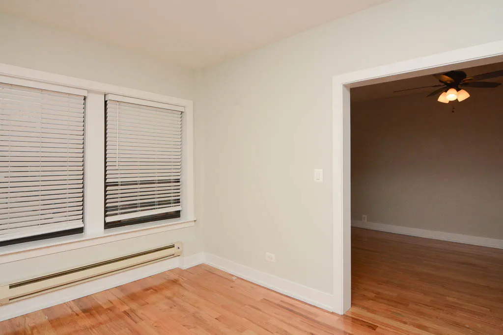 622 West Cornelia Apartments