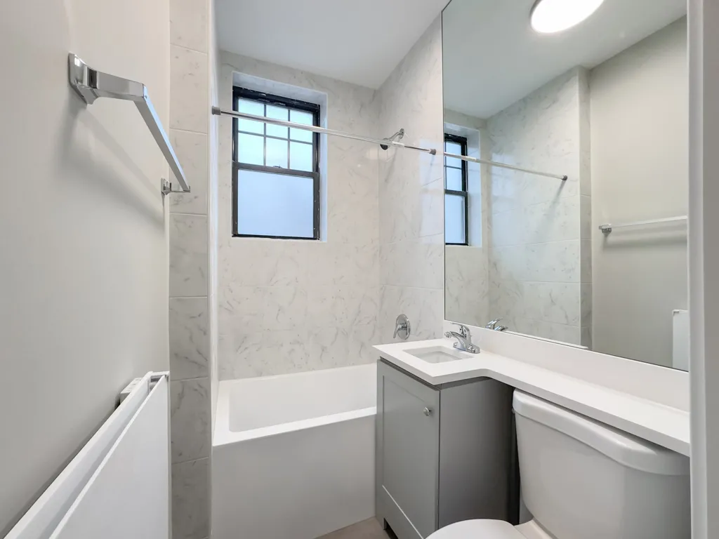 373  HAZEL AVE 60022-373 Hazel Ave-Glencoe-IL