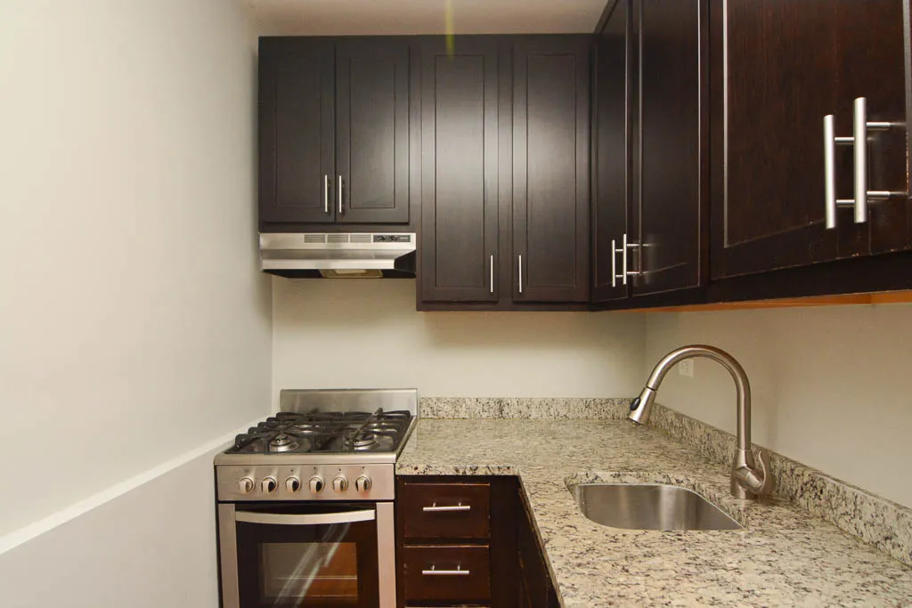 612 W PATTERSON AVE 60613-612 W Patterson-Chicago-IL