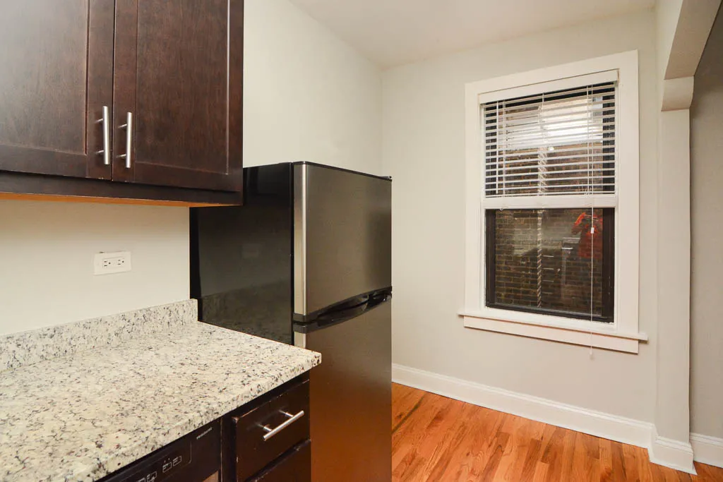 612 W PATTERSON AVE 60613-612 W Patterson-Chicago-IL