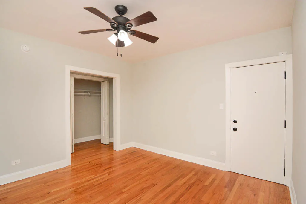 612 W PATTERSON AVE 60613-612 W Patterson-Chicago-IL