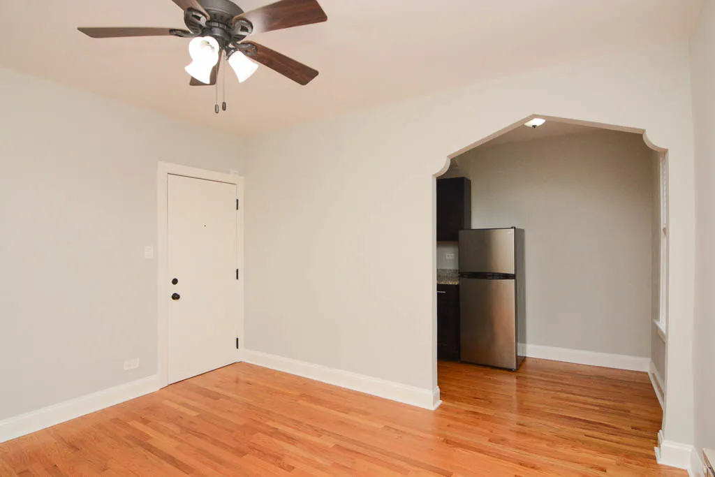 612 W PATTERSON AVE 60613-612 W Patterson-Chicago-IL