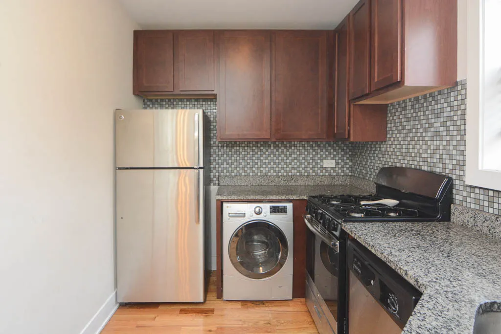 1133 OAK AVE 60202-1133-39 Oak-Evanston-IL