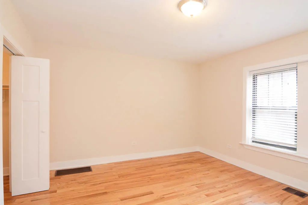 1133 OAK AVE 60202-1133-39 Oak-Evanston-IL