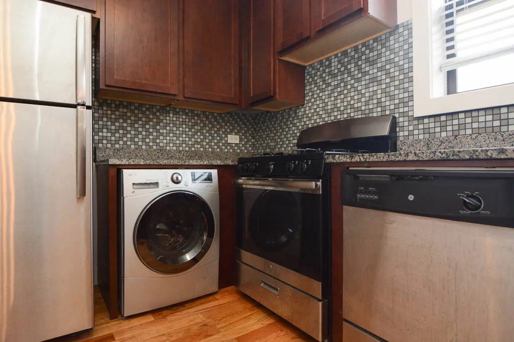 1133 OAK AVE 60202-1133-39 Oak-Evanston-IL