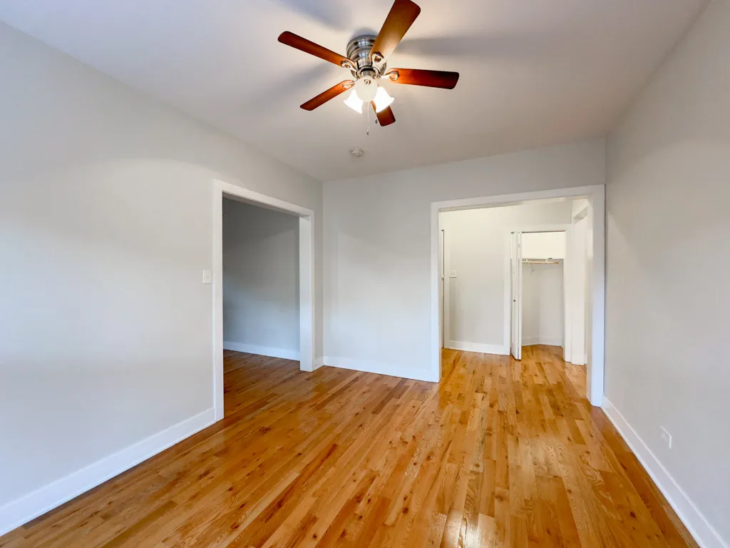 1313  OAK AVE 60201-1313-21 Oak-Evanston-IL