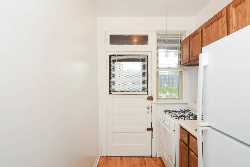 620 W BARRY AVE 60657-620 West Barry-Chicago-IL