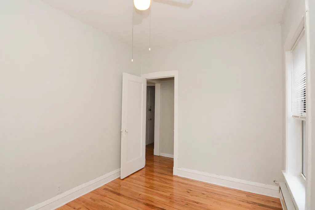 620 W BARRY AVE 60657-620 West Barry-Chicago-IL