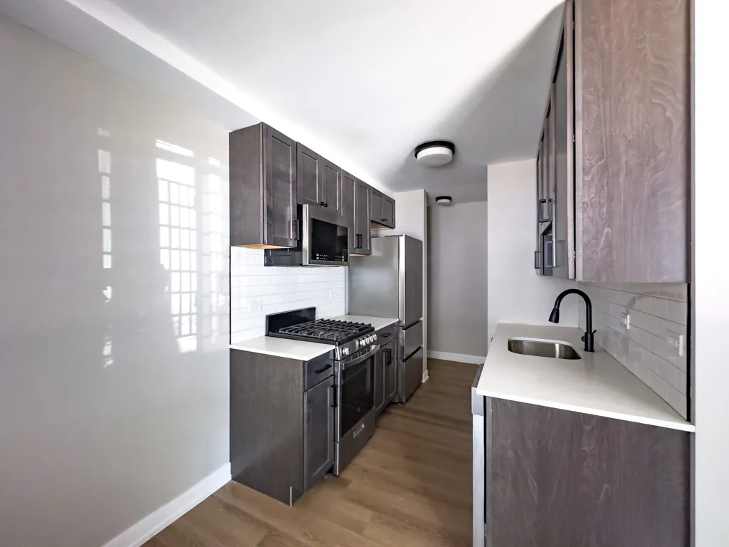 528 W Oakdale Ave 60657 60657-528 West Oakdale-Chicago-IL