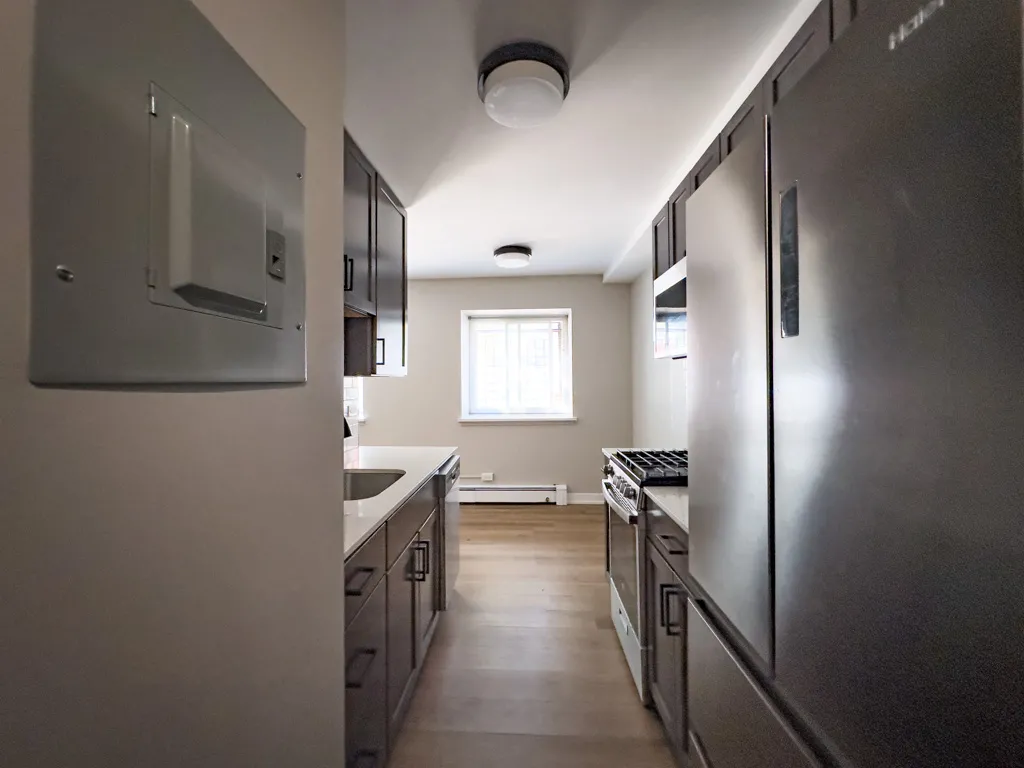 528 W Oakdale Ave 60657 60657-528 West Oakdale-Chicago-IL