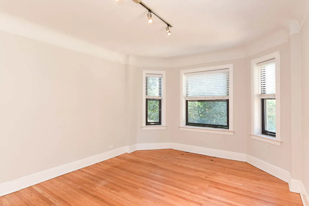 2317 N ROCKWELL ST 60647-2317-27 North Rockwell-Chicago-IL