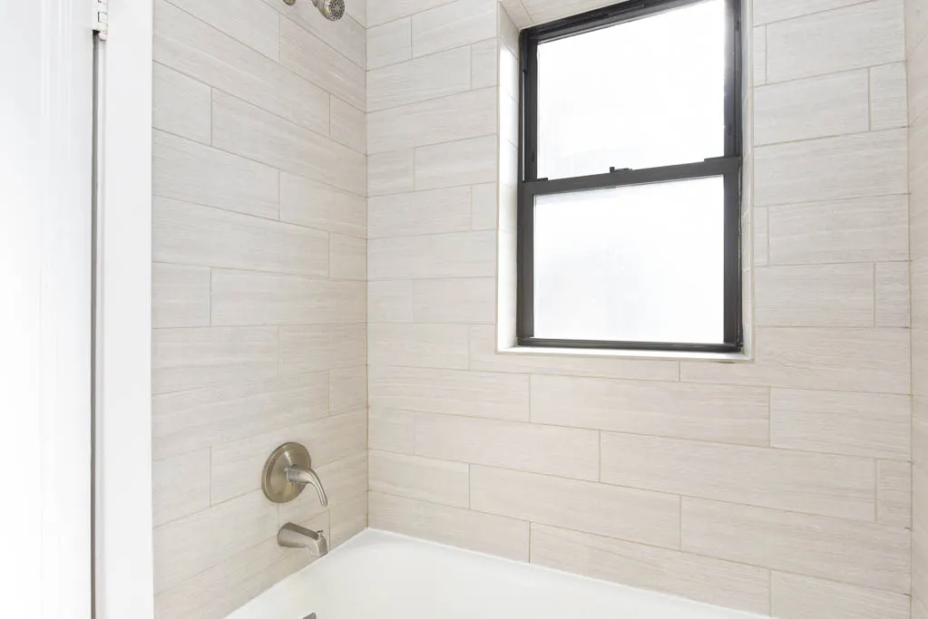 2317 N ROCKWELL ST 60647-2317-27 North Rockwell-Chicago-IL