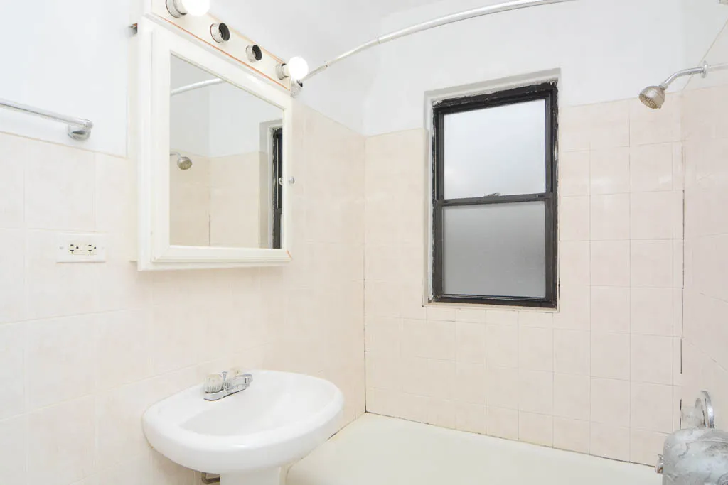 1164 North Dearborn Apartments