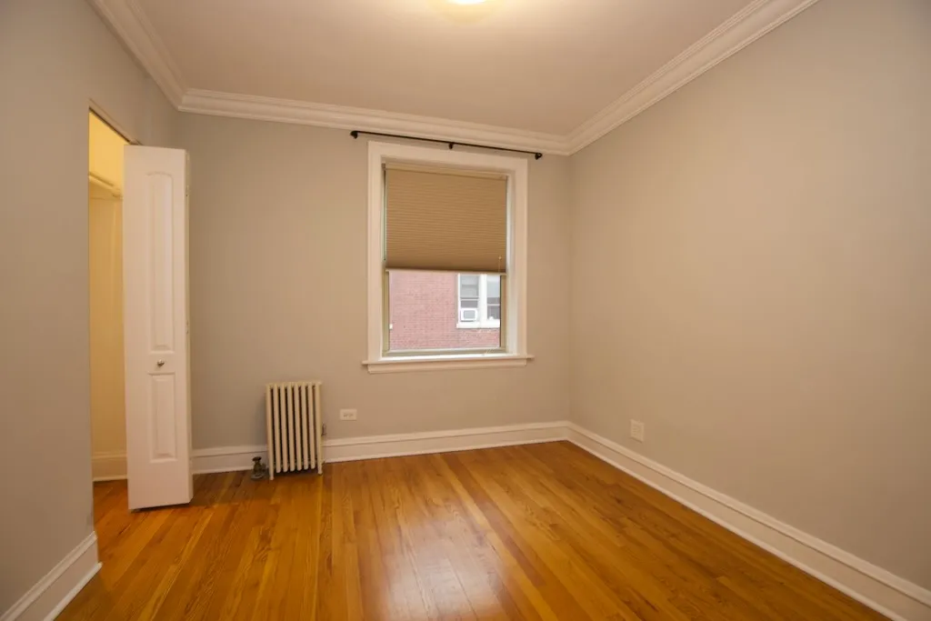 540 W SURF ST 60657-540-48 West Surf-Chicago-IL