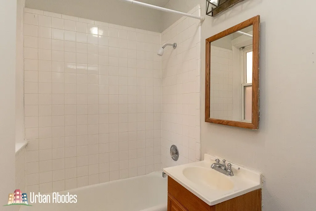 511 W Melrose, ,  60657 60657-unit#211-Chicago-IL