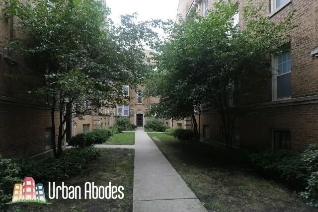 2112 W Ainslie, ,  60625 60625-unit#2S-Chicago-IL