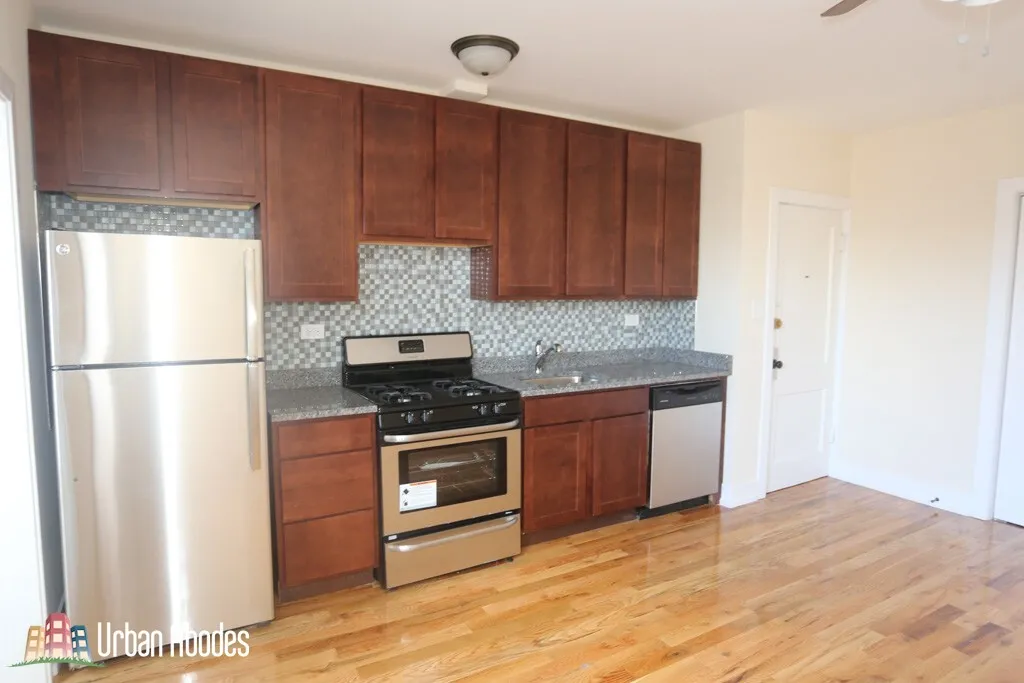 818 W Diversey, ,  60614 60614-unit#P-Chicago-IL