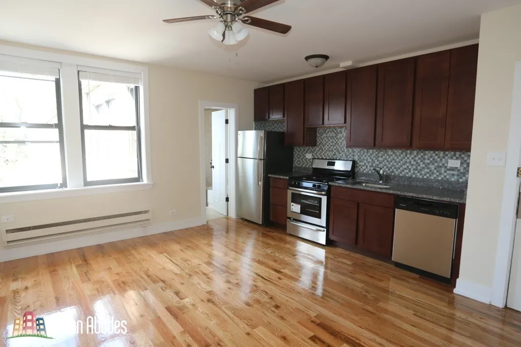 818 W Diversey, ,  60614 60614-unit#P-Chicago-IL