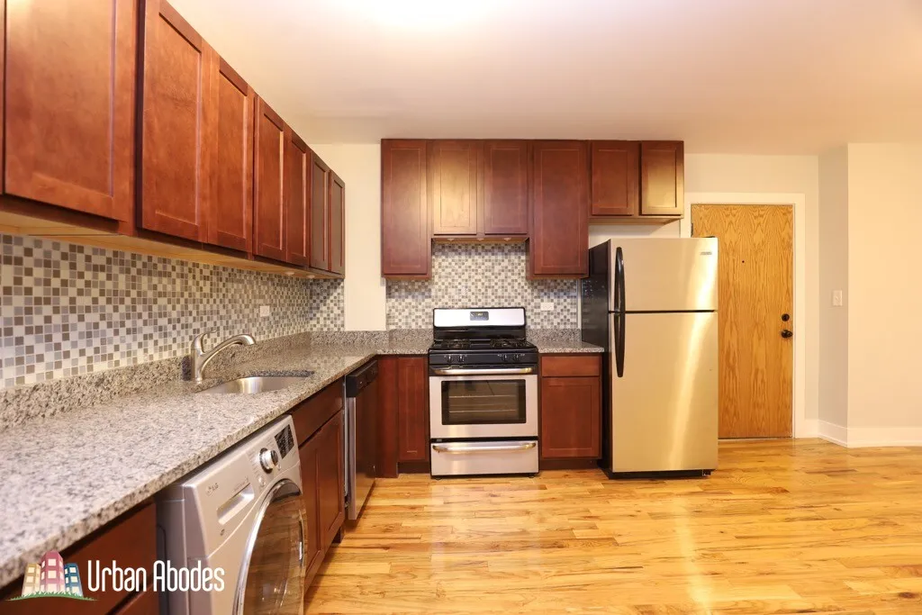 550 W Arlington, ,  60614 60614-unit#107-Chicago-IL