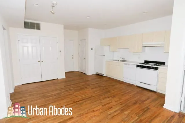 917 W Dakin, ,  60613 60613-unit#305-Chicago-IL