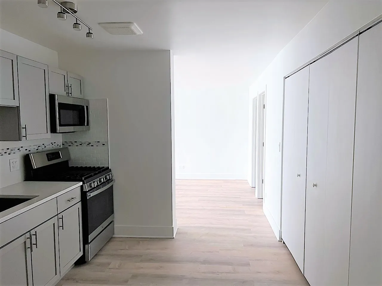 2424 N Clark St   60614 60614-unit#411-Chicago-IL