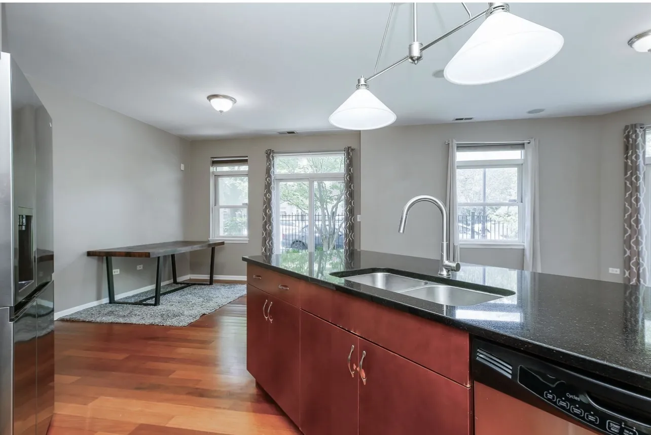 1407 S Halsted St 60607 60607-unit#1B-Chicago-IL