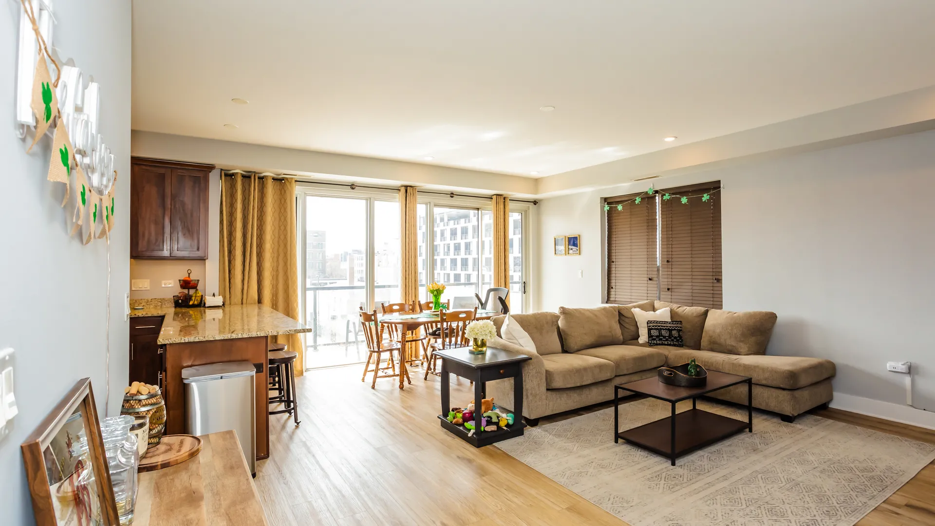 1342 W Randolph St   60607 60607-1342 W Randolph -Chicago-IL