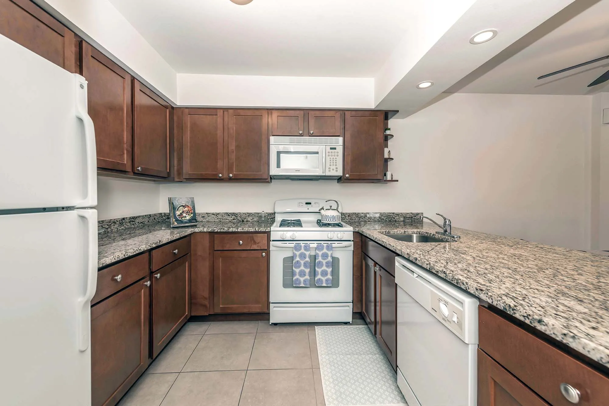 Barrington Lake Apartments