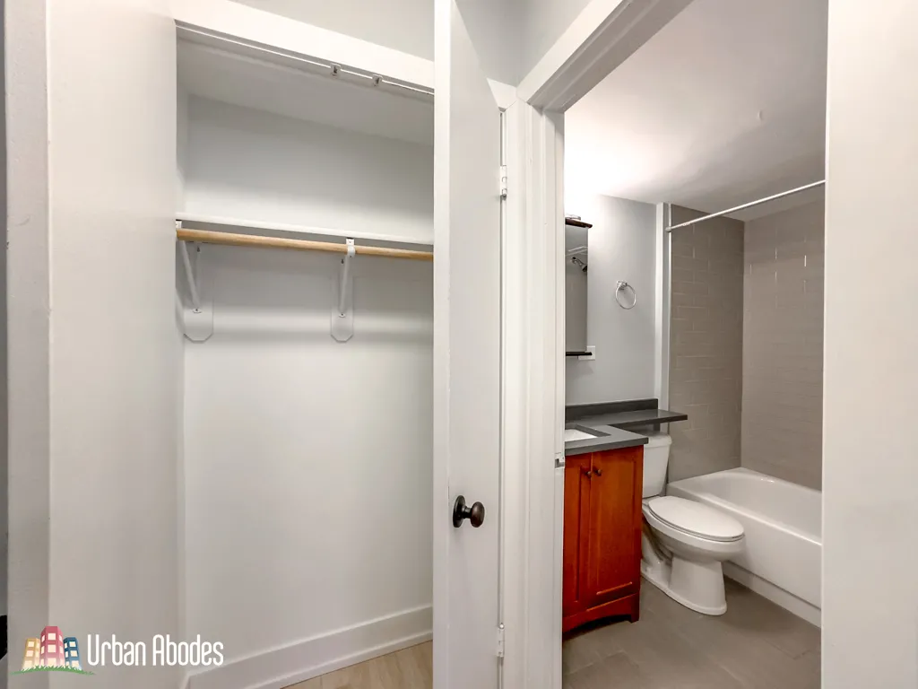 445 W Wellington, ,  60657 60657-unit#1D-Chicago-IL